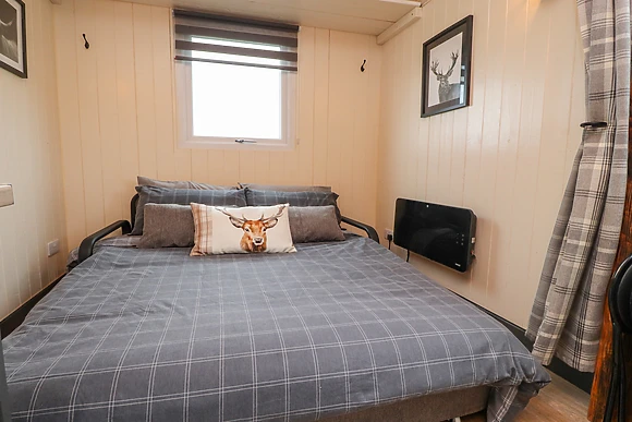 Hillcrest Shepherds Hut