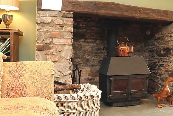 Middle Dean Farmhouse