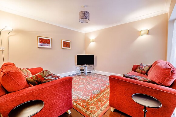 11 Beech Road