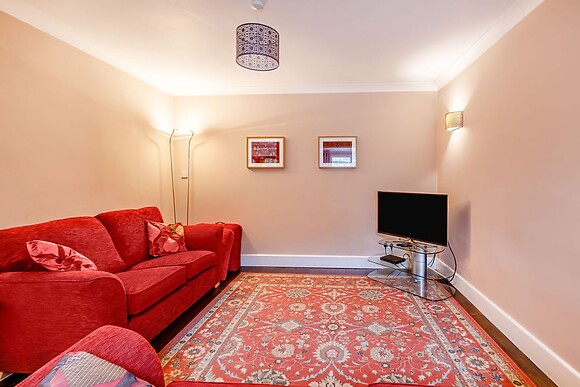 11 Beech Road