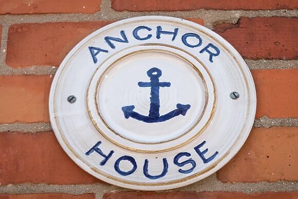 Anchor House