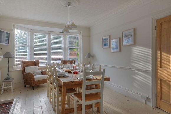 2 Hadleigh Villas