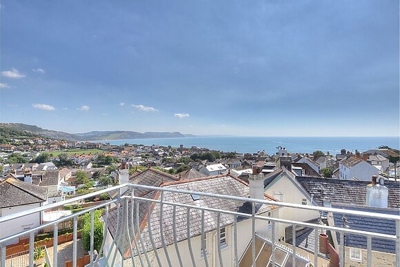 2 Hadleigh Villas