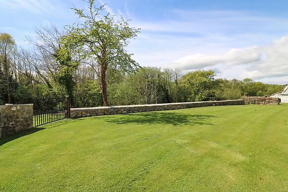 Yew Tree House