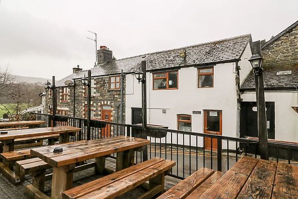 Triangle Inn Coachouse