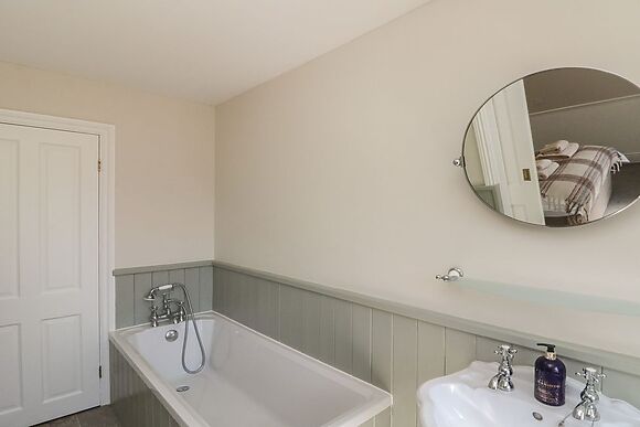 Beaconsfield Cottage