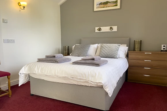 y- Bryn @ Canllefaes