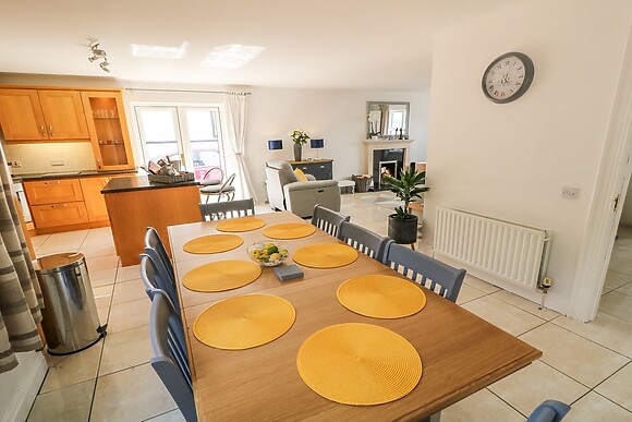 12 Hillview