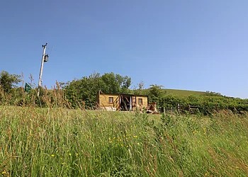Hawthorn Hut