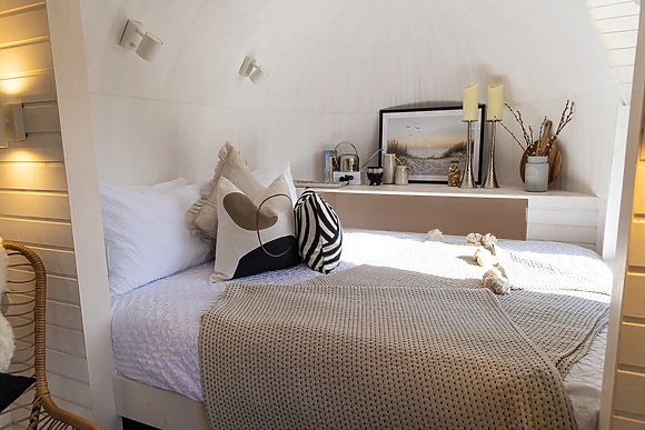 Mayflower Meadow at Indrek