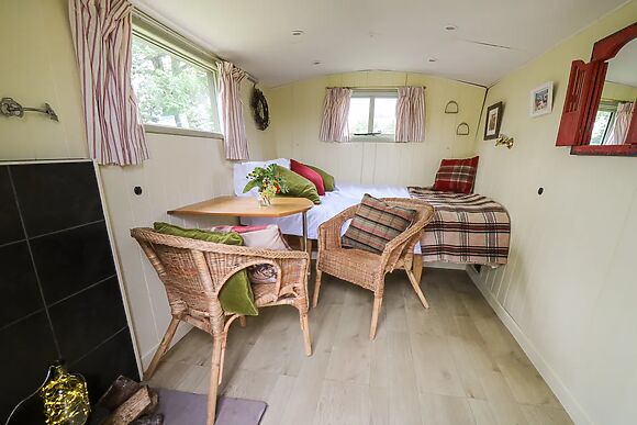 Tilly Gypsy-style Caravan Hut