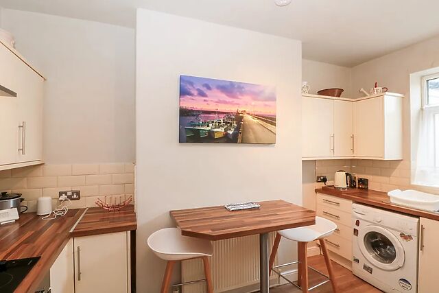 White Rose Apartment