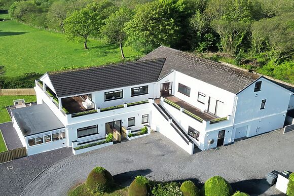 Top Of The Lane Luxury Holiday Apartment