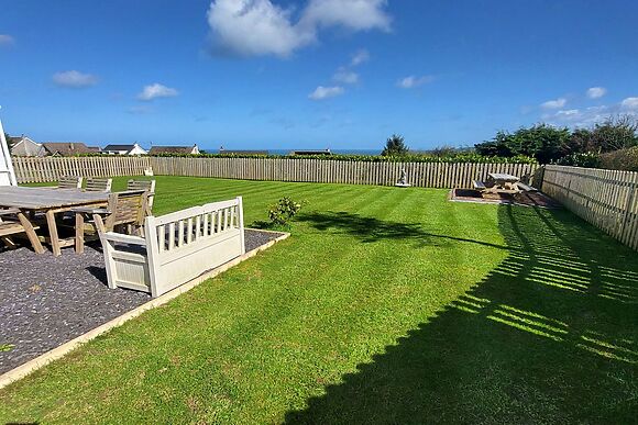 Top Of The Lane Luxury Holiday Apartment