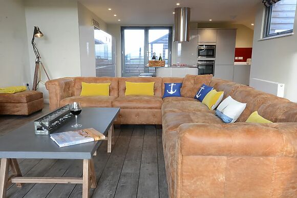 King George Penthouse