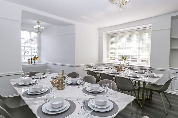 Alcombe House