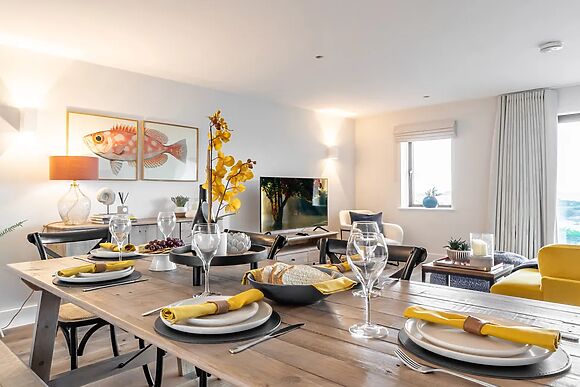 Porth Beach Villa