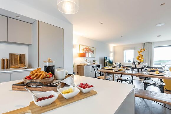 Porth Beach Villa