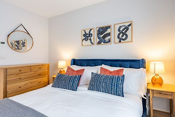 Porth Beach Villa