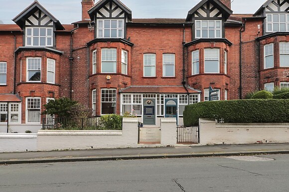 50 West Street Edelweiss