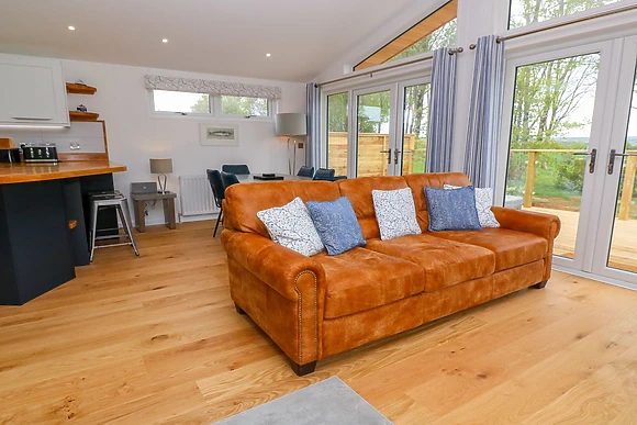 21 Meadow Retreat