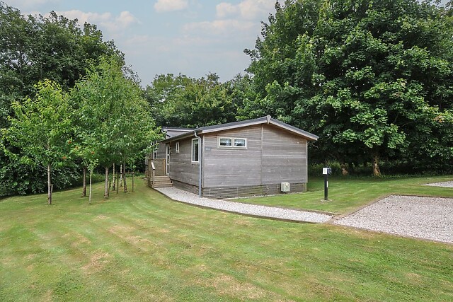 24 Meadow Retreat