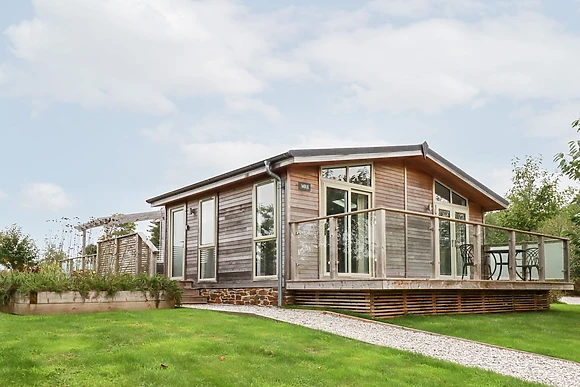11 Meadow Retreat