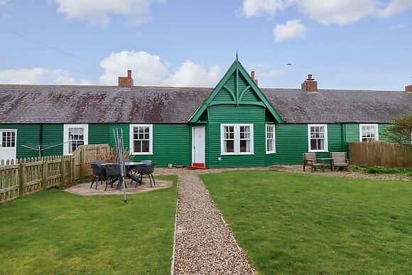 Armstrong Cottages No2