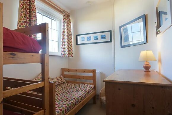 St Marys Cottages No4