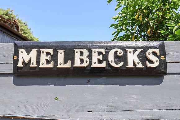 Melbecks