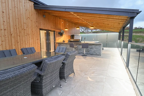 Gwennol at Fron Haul