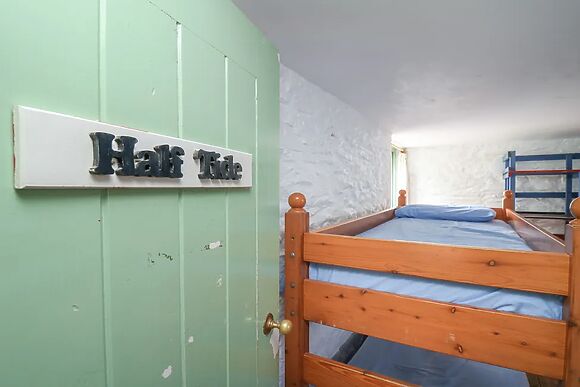 Lower Treginnis Farm