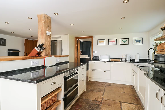 2 Dewars Farm Cottages