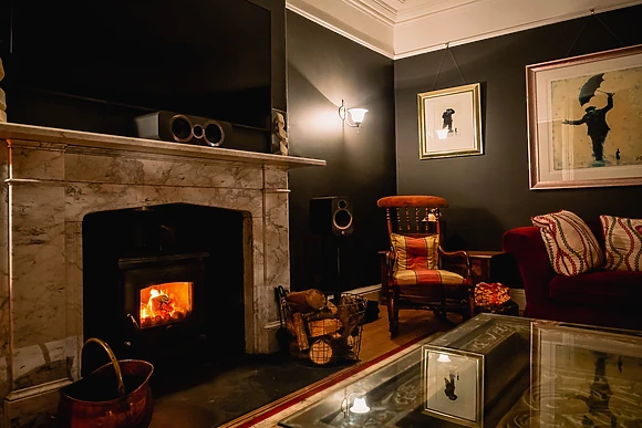 Lonsdale Villa Retreat