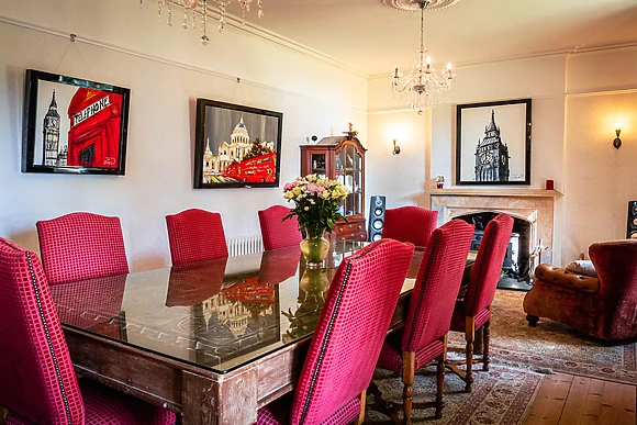 Lonsdale Villa Retreat