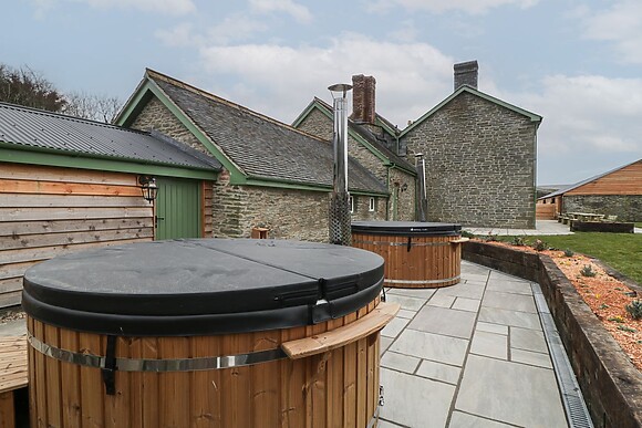 Evenjobb Court Farmhouse