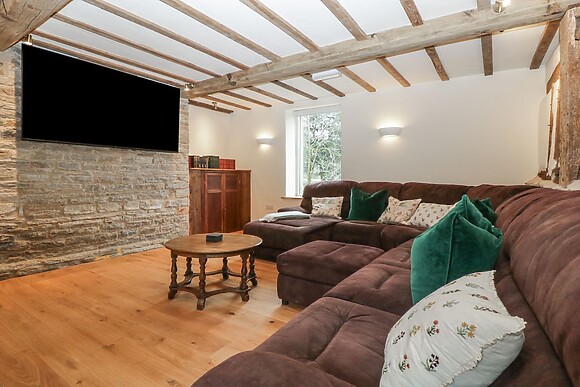 Evenjobb Court Farmhouse