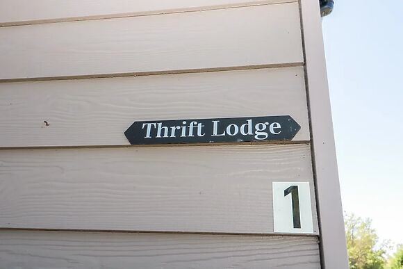 Thrift Lodge