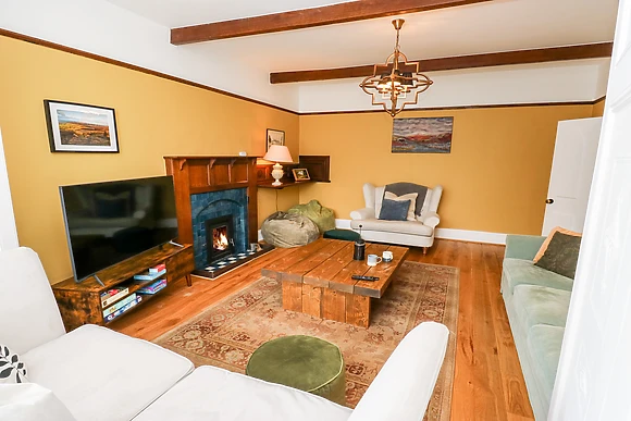 Pet Friendly Group Stays