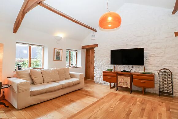 Mistletoe Cottage
