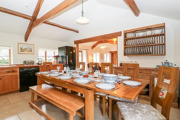 Mistletoe Cottage