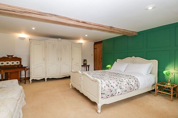 Mistletoe Cottage
