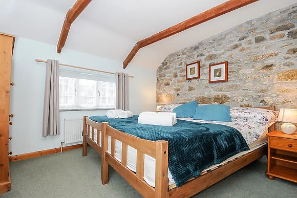 Mum's Cottage