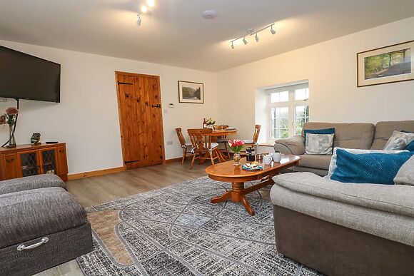 Cheesewring Cottage