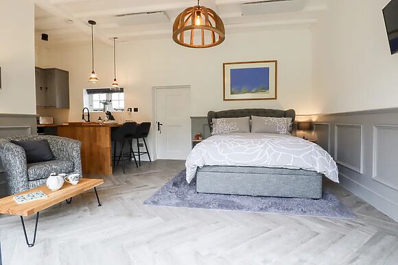 The Snug at Pickelden Farmhouse