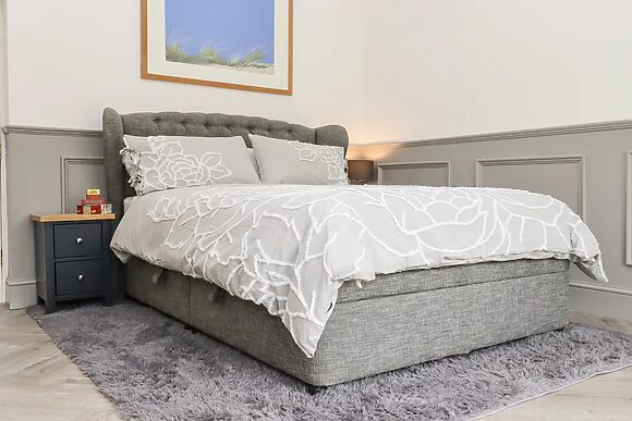 The Snug at Pickelden Farmhouse