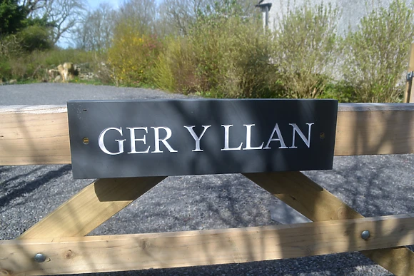Ger Y Llan