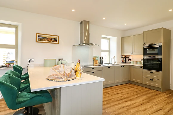 Upper Hurst Farmhouse