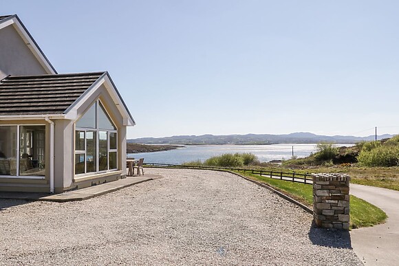 Inverbeg Cottage 1