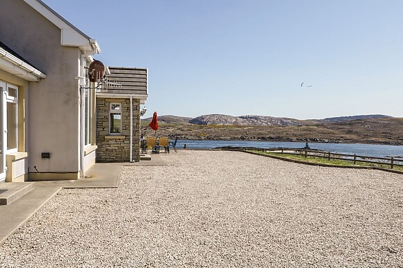 Inverbeg Cottage 2